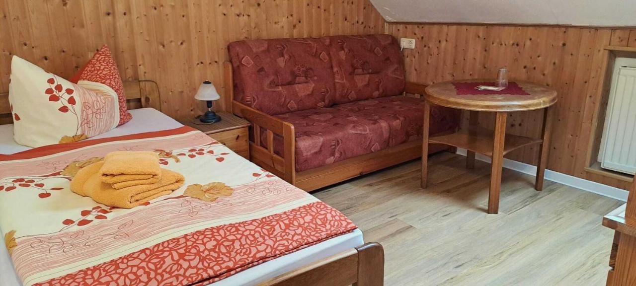Pension & Gasthaus Nostalgie Altendorf (Sebnitz) Quarto foto